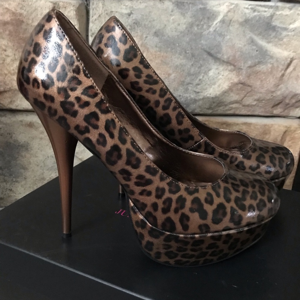 New ‘Contessa’ Platform Pumps (JustFab) Size 9